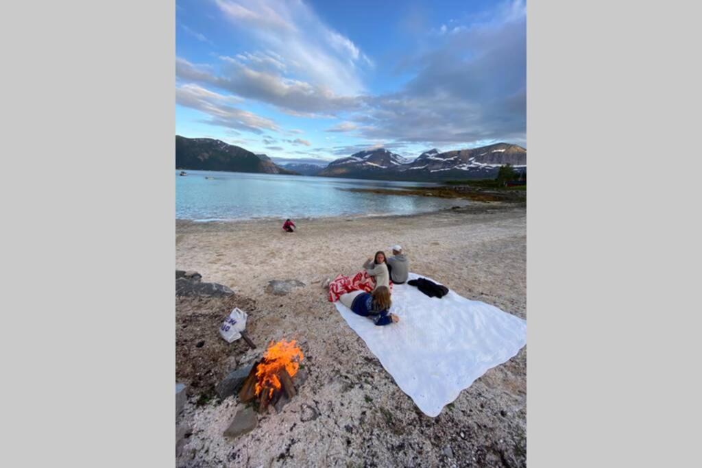 Efjord And Stetind Resort - Cabin Kobbernestinden Ballangen 外观 照片