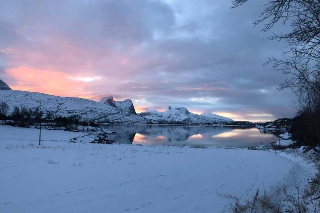 Efjord And Stetind Resort - Cabin Kobbernestinden Ballangen 外观 照片
