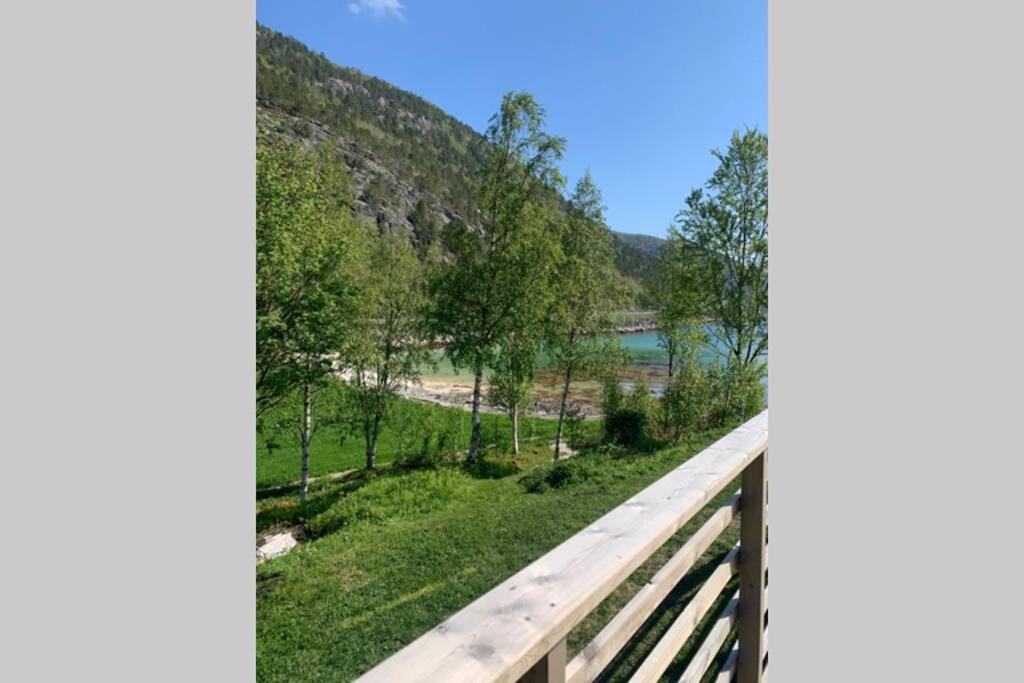 Efjord And Stetind Resort - Cabin Kobbernestinden Ballangen 外观 照片