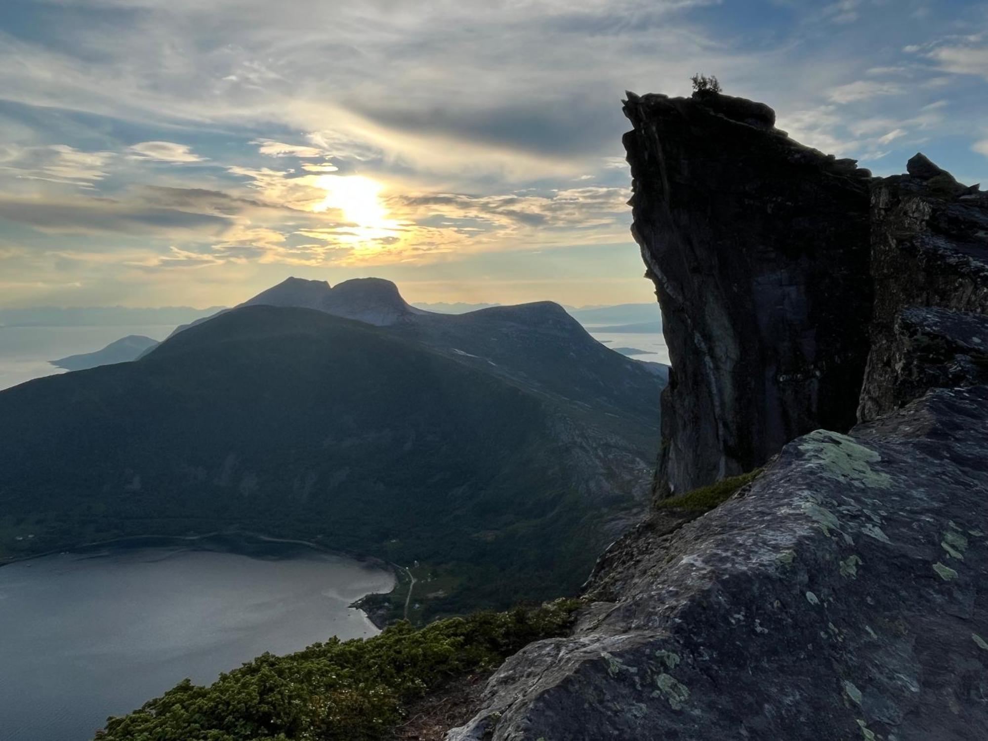 Efjord And Stetind Resort - Cabin Kobbernestinden Ballangen 外观 照片